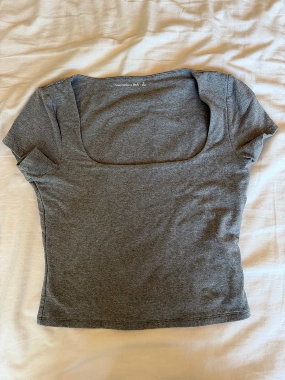 Abercrombie & Fitch Gray Short Sleeve Square Neck Tee